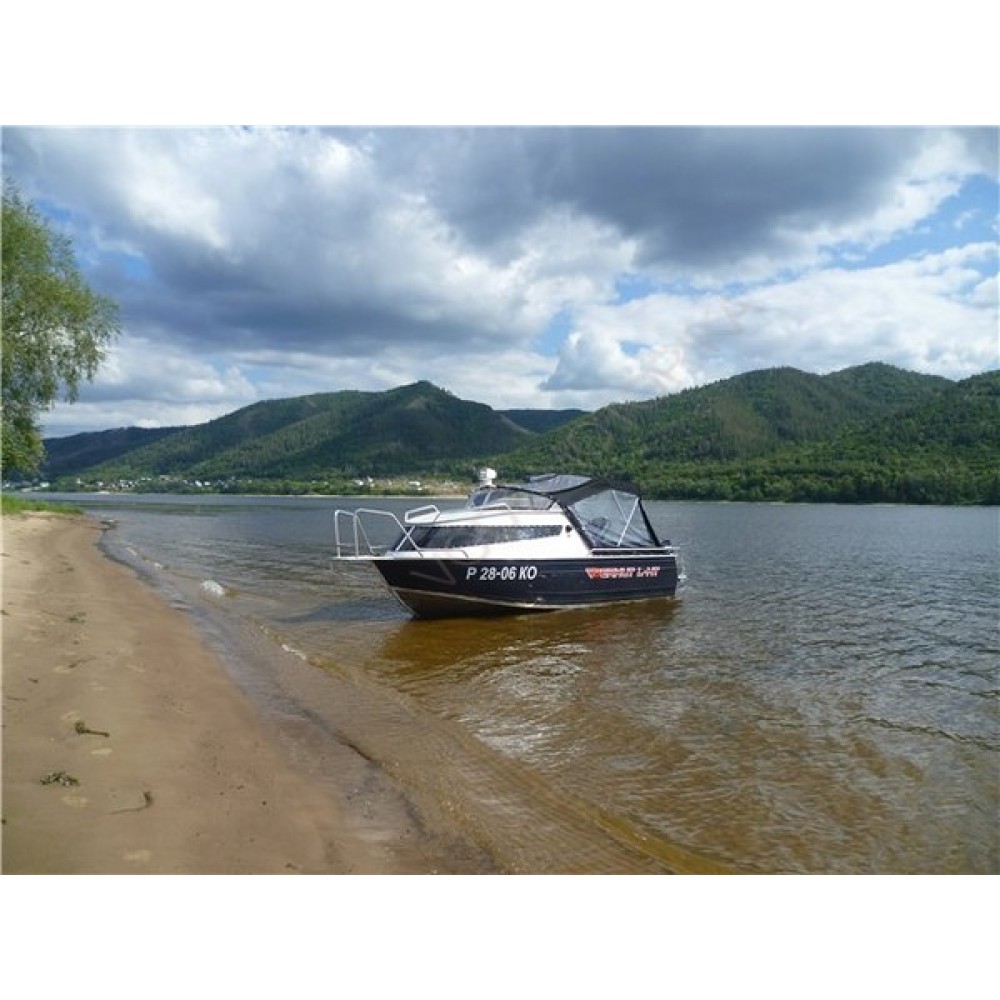 Катер Berkut L-HT