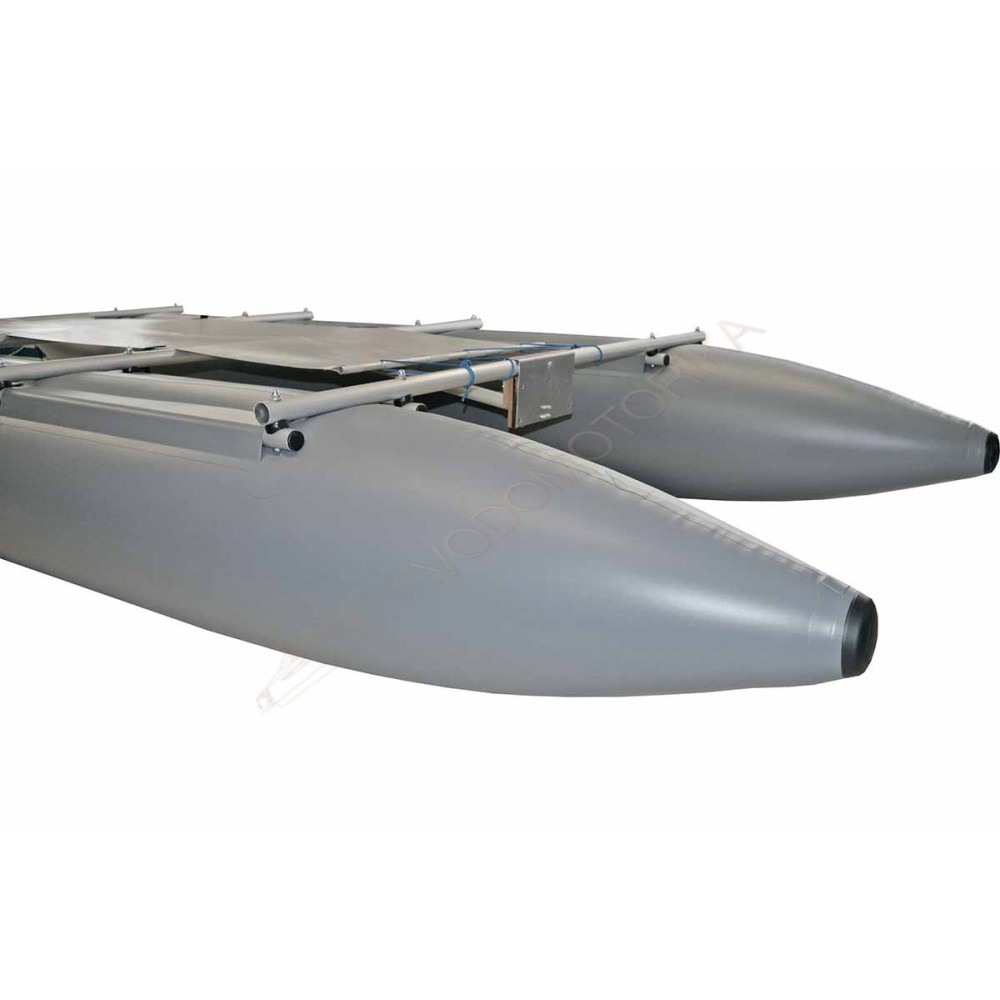 Катамаран Вольный ветер Ямал с палубой