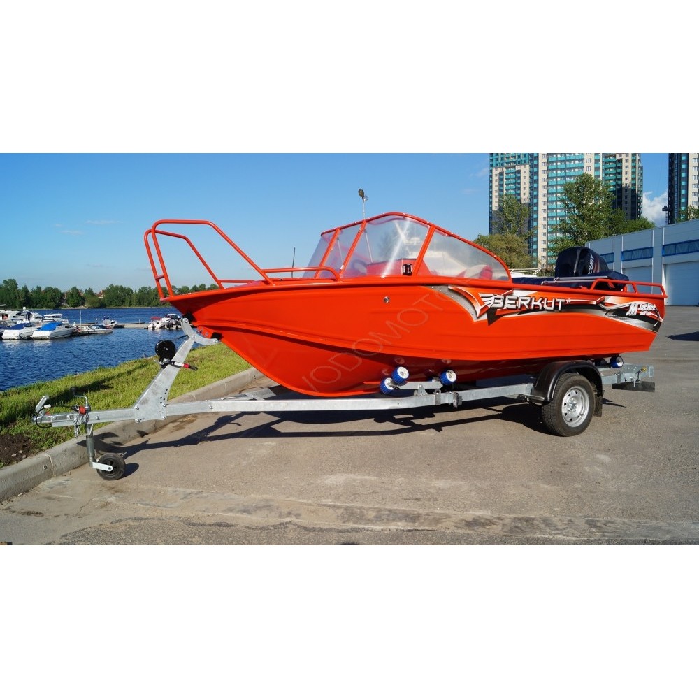 Катер Berkut M-Jacket