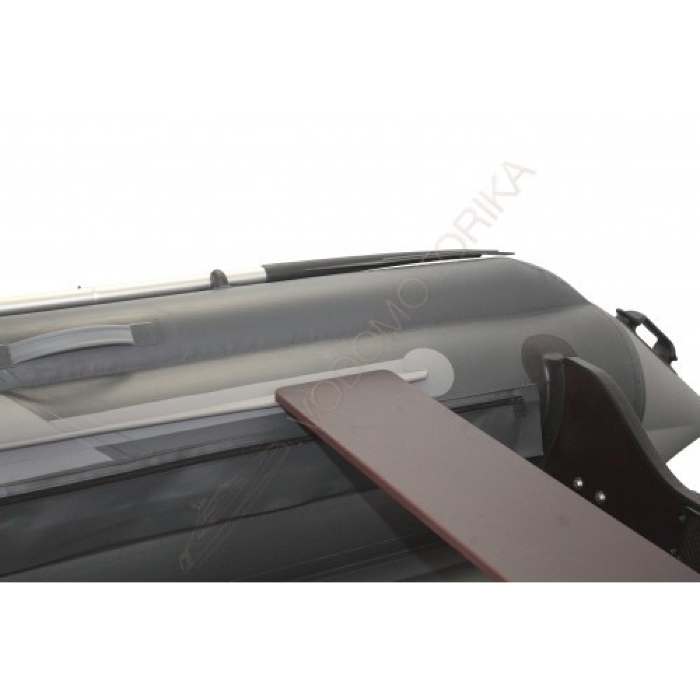 Надувная лодка Reef Skat 390 S НД с интегрированным фальшбортом (комбинированный транец)