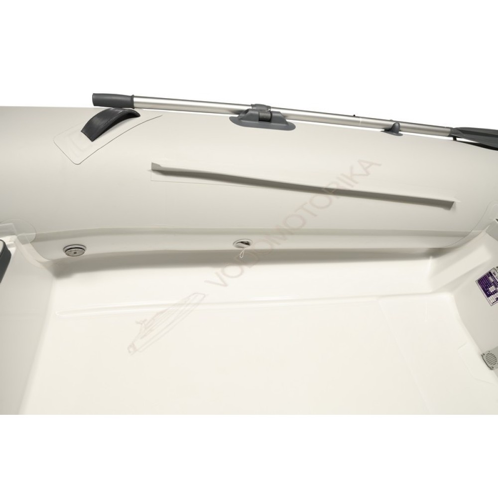 Жестко-надувная лодка Адмирал RIB 305