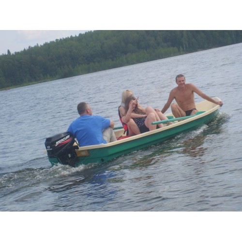 Стеклопластиковая лодка Нейва-4