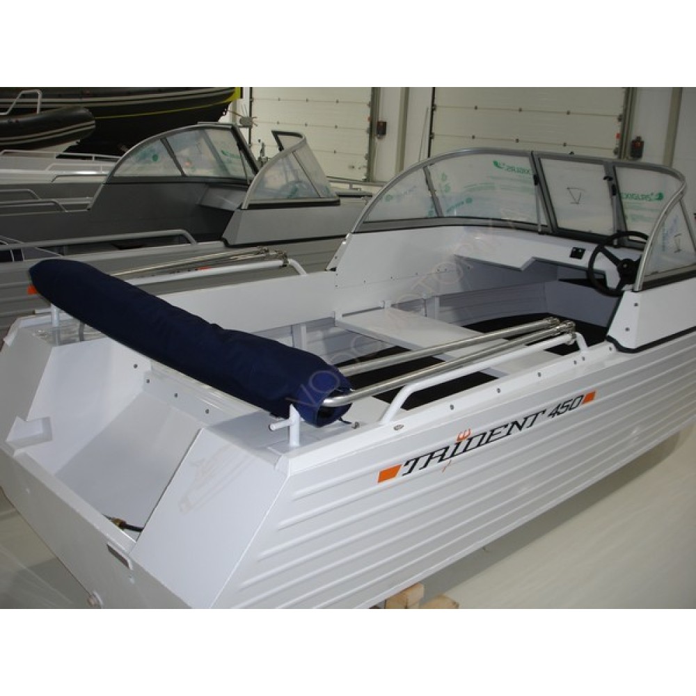 Алюминиевая лодка Trident 450 PRO