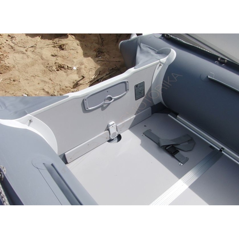 Надувная лодка Badger Classic Line 270