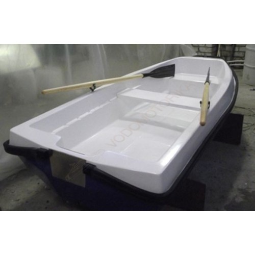 Лодка стеклопластиковая СТЕЛС 270