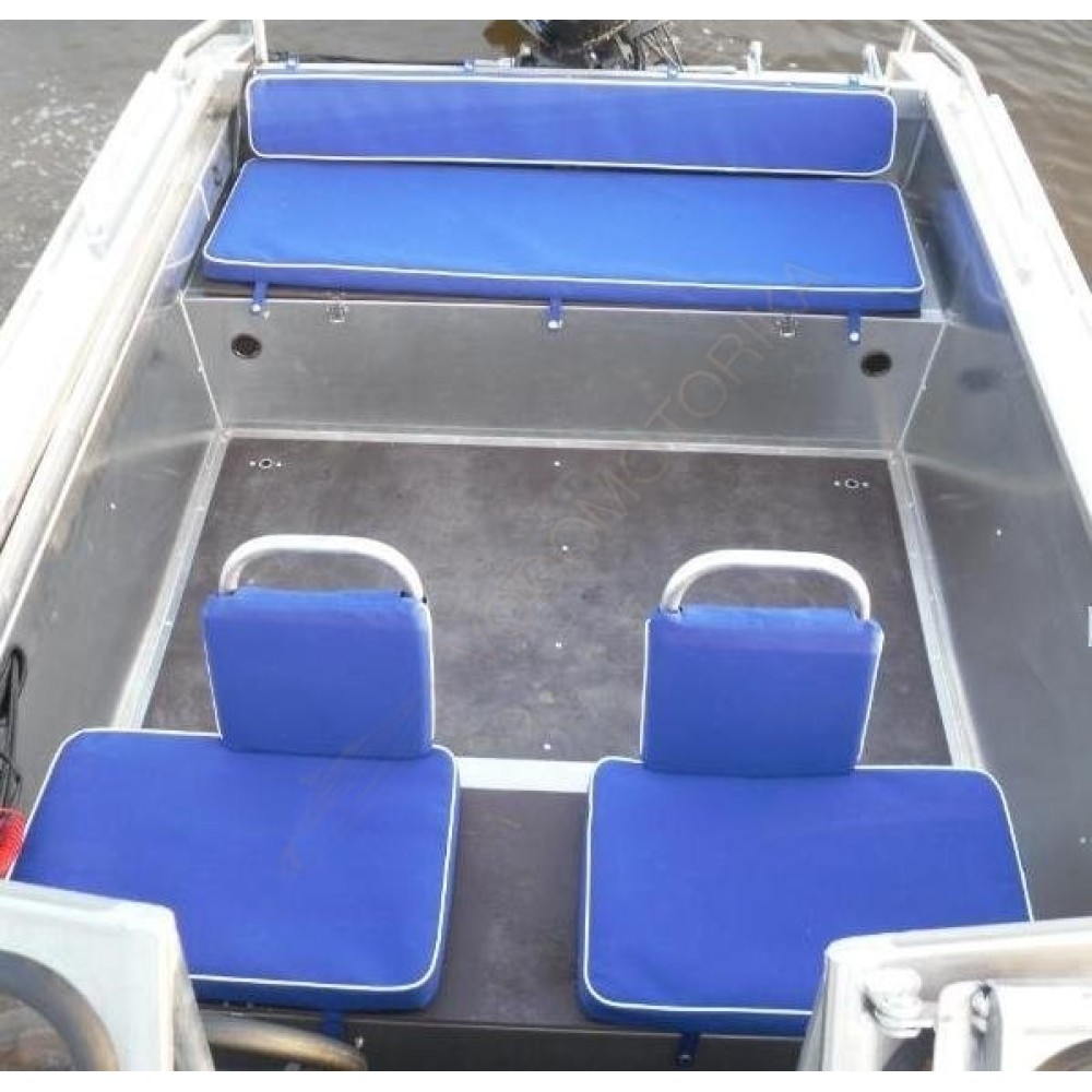 Алюминиевая моторная лодка RusBoat 45 JET под подвесной водомёт