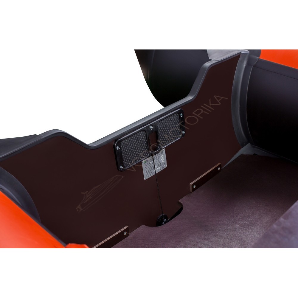 Лодка RiverBoats RB-390