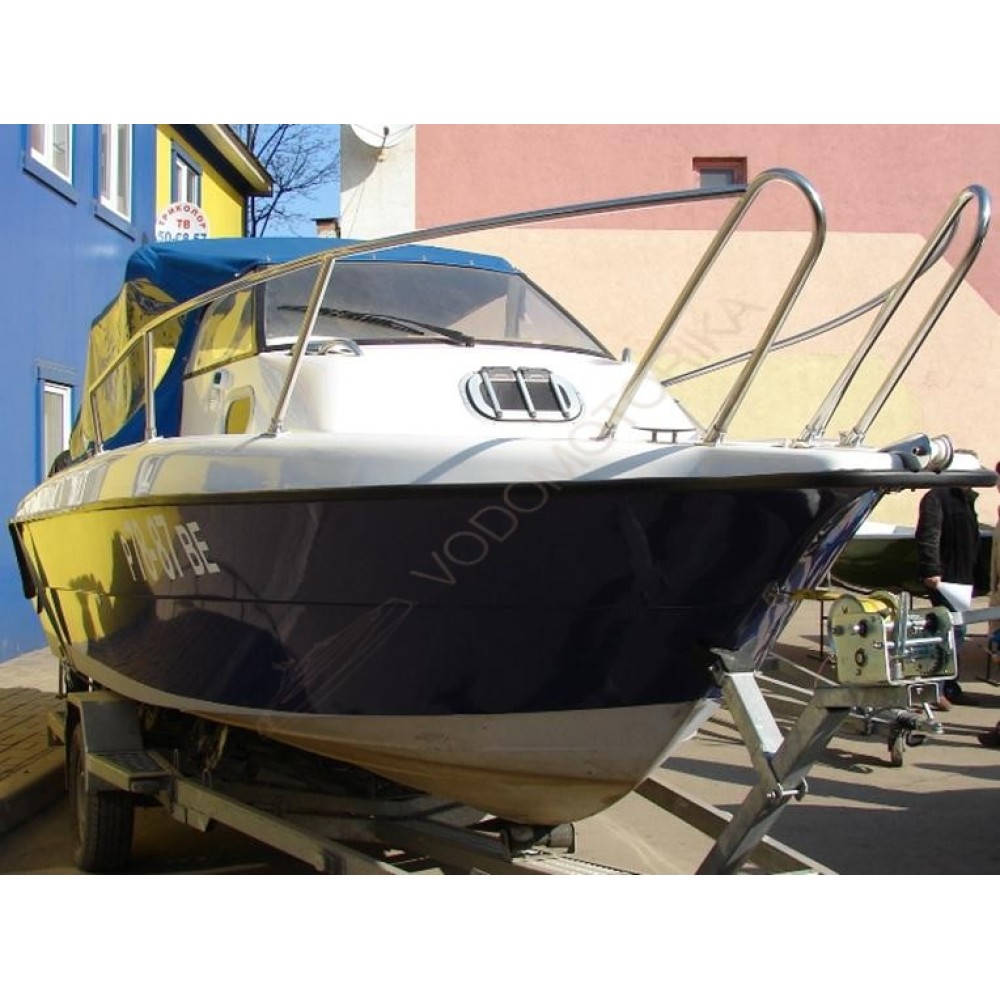 Катер Афалина - 600