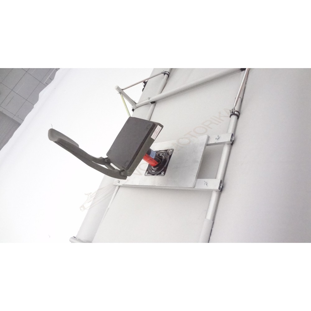 Катамаран рыбака "Дельта 380"