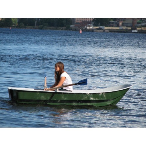 Моторно-гребная лодка СПЭВ Ильмень