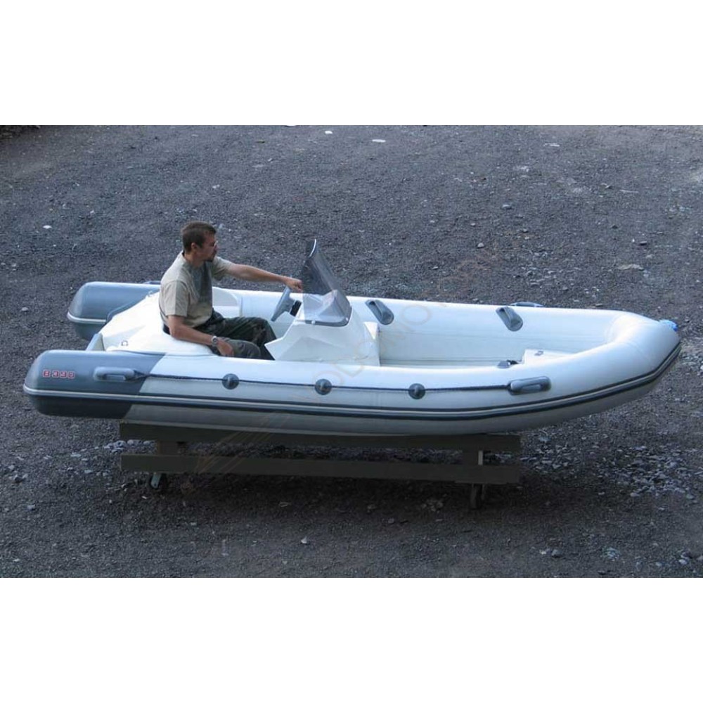 Лодка Буревестник Б-390