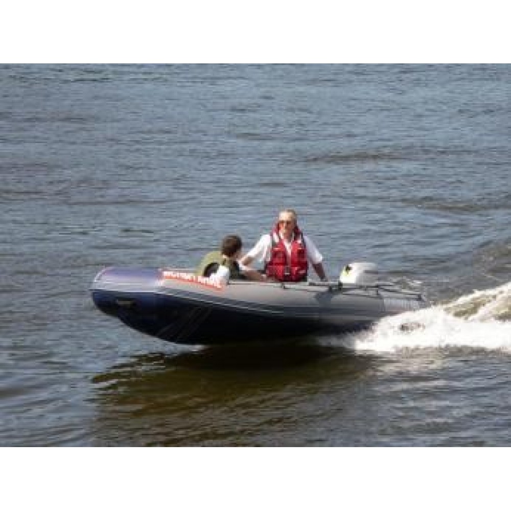 Надувная лодка Флагман 420