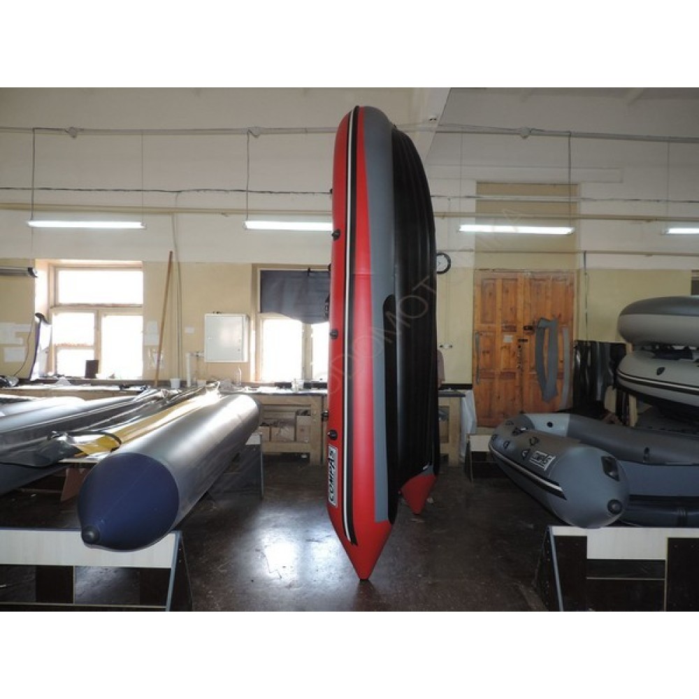 Надувная лодка CoмpAs 380S