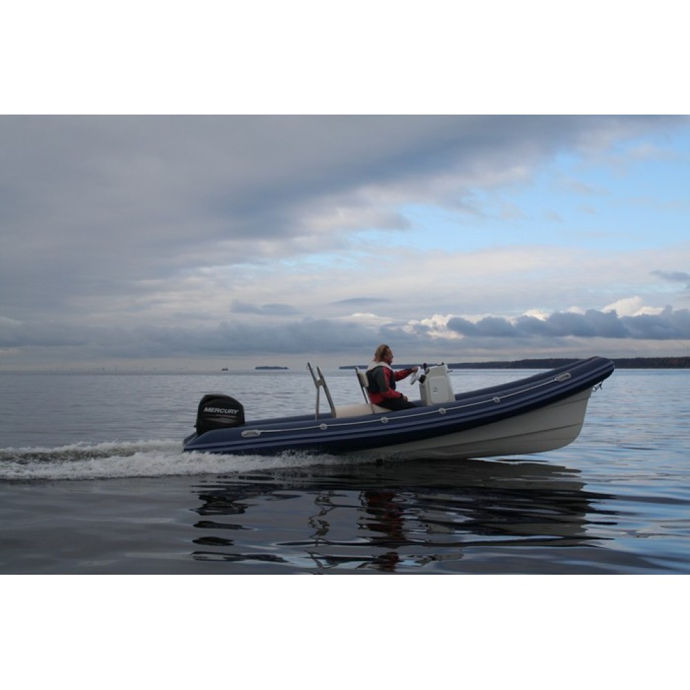 Надувная лодка РИБ Lima Аврора 5.8