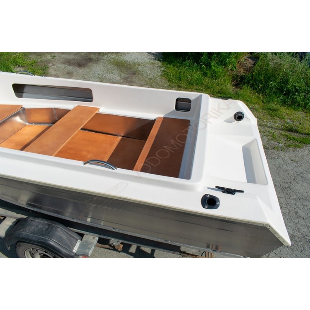 Алюминиевая лодка Алюмакс-435К