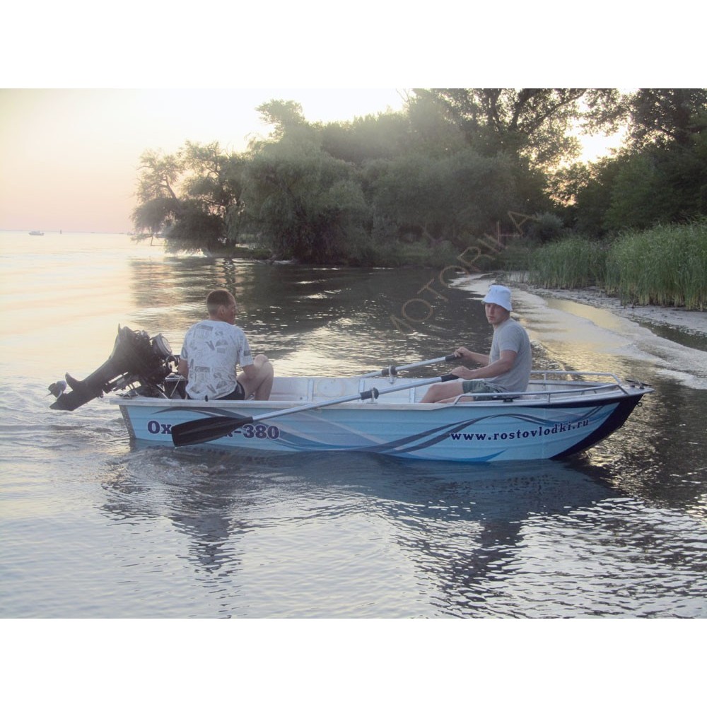 Алюминиевая моторно-гребная лодка Охотник 380