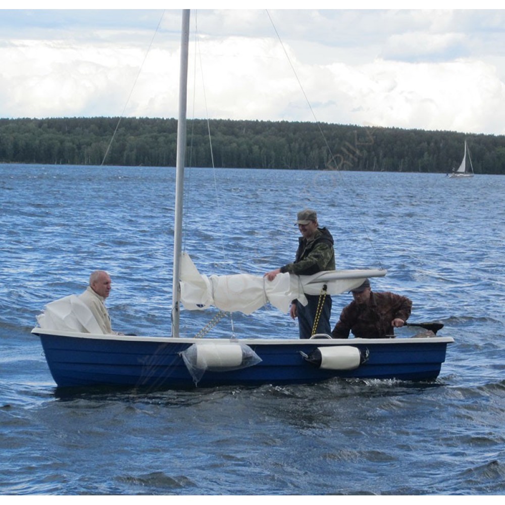 Стеклопластиковая лодка Тортилла-395 Комби без парусного вооружения