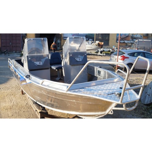 Катер Berkut S-TwinConsole