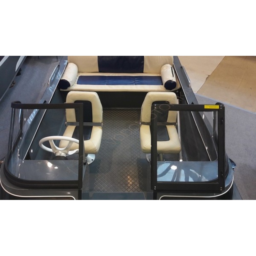 Лодка пластиковая Swimmer 490.01