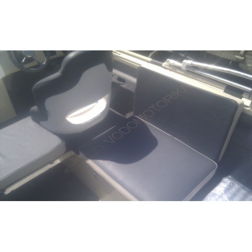 Алюминиевая моторная лодка RusBoat 55