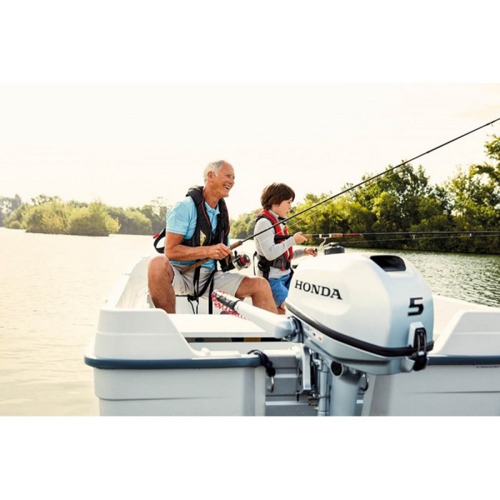 Лодочный мотор HONDA BF 5DH SHU 5 л.с. четырехтактный