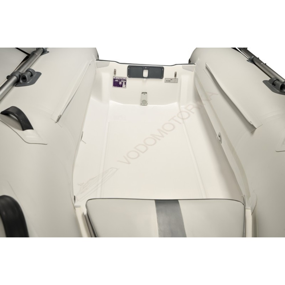 Жестко-надувная лодка Адмирал RIB 305