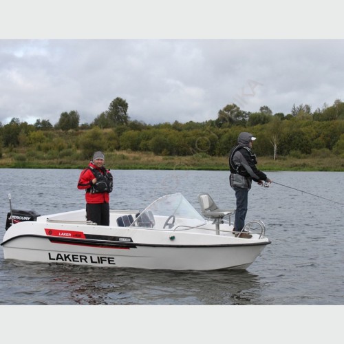 Стеклопластиковая лодка NISSAMARAN Laker V 450 ( с креслами и реллингами и доп. аксессуарами )