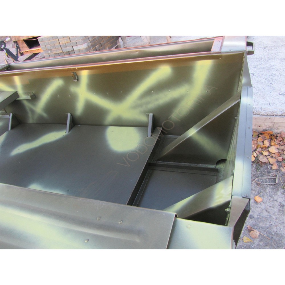 Алюминиевая моторно-гребная лодка Охотник 440Б