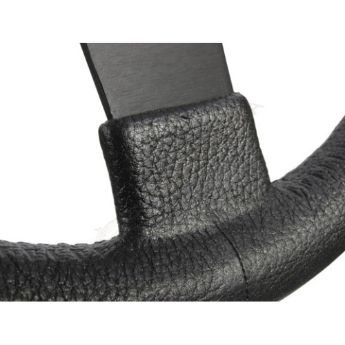 Рулевое колесо ELBA обод и спицы черные д. 320 мм Volanti Luisi