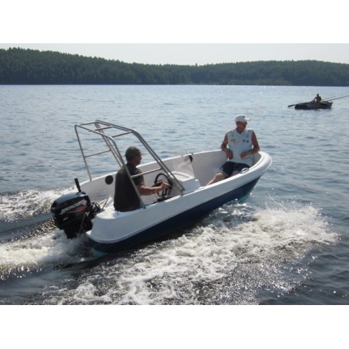 Моторная лодка Легант-350 Консоль