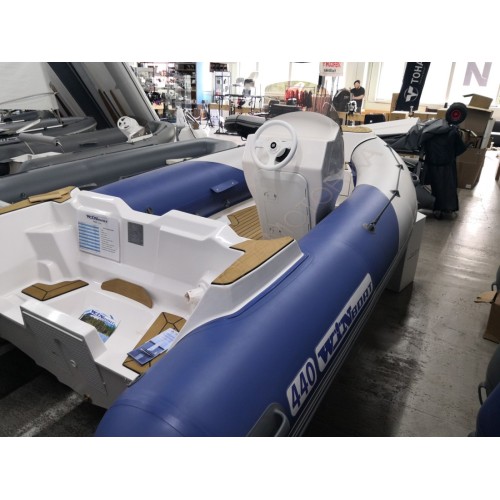 Лодка WINboat 440RL