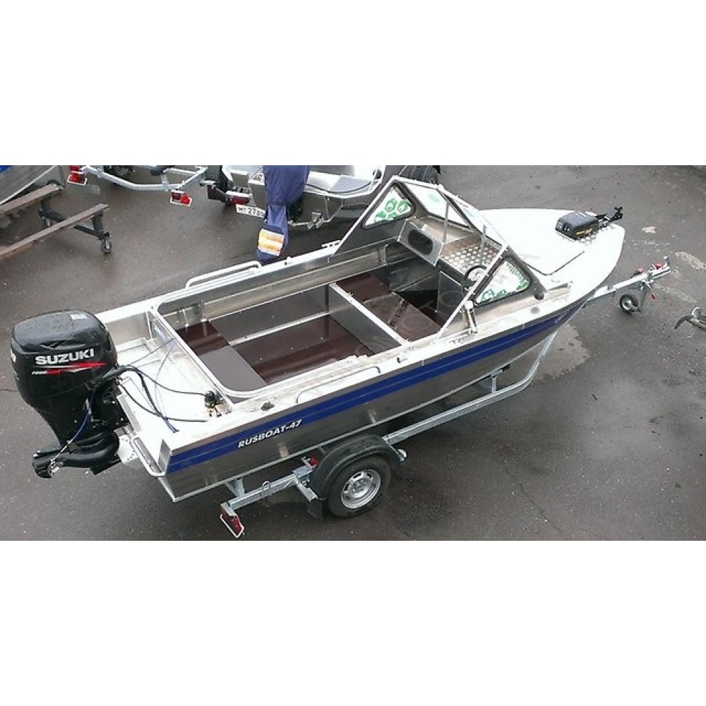 Алюминиевая моторная лодка RusBoat 47 JET под подвесной водомет