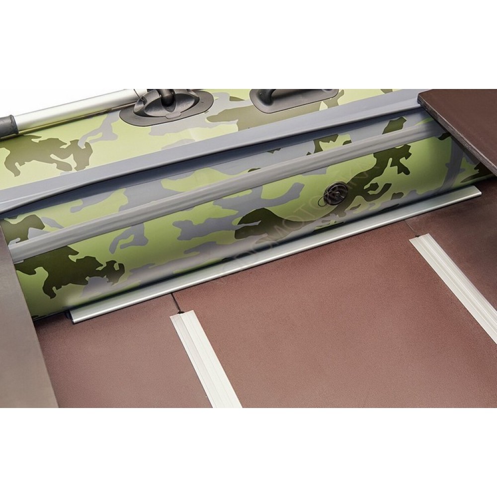 Надувная лодка Roger Hunter keel 3200 Камуфляж