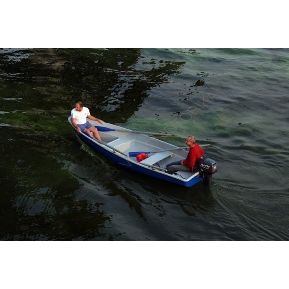 Лодка пластиковая Армада Волга