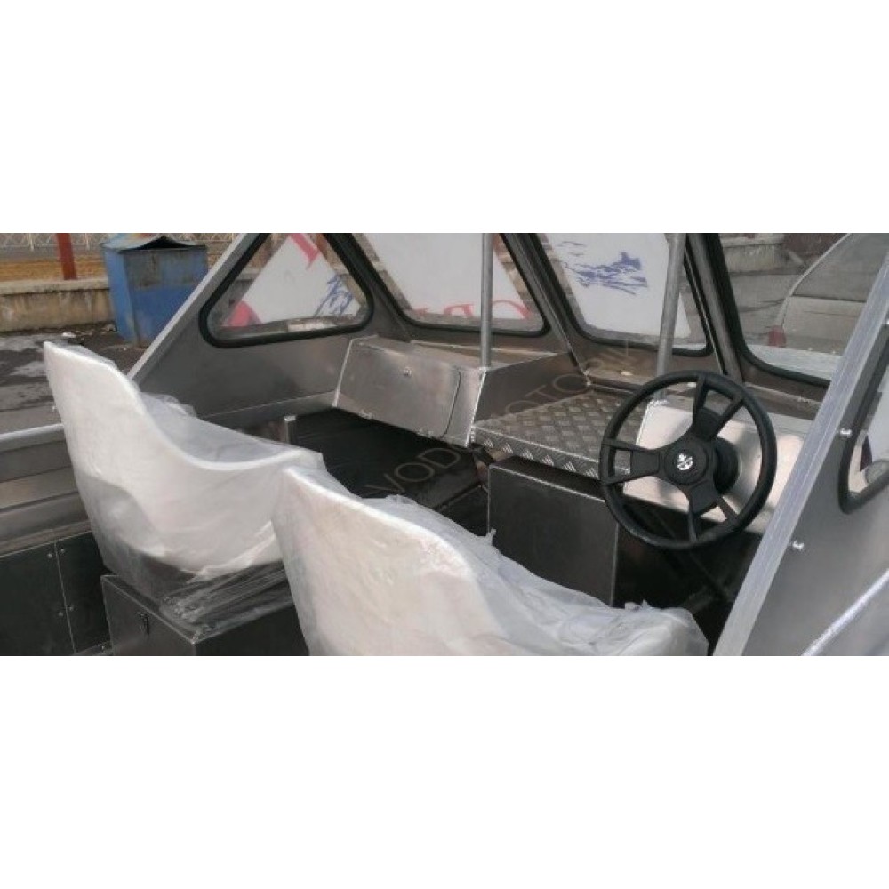 Алюминиевая моторная лодка RusBoat 52 JET под подвесной водомёт