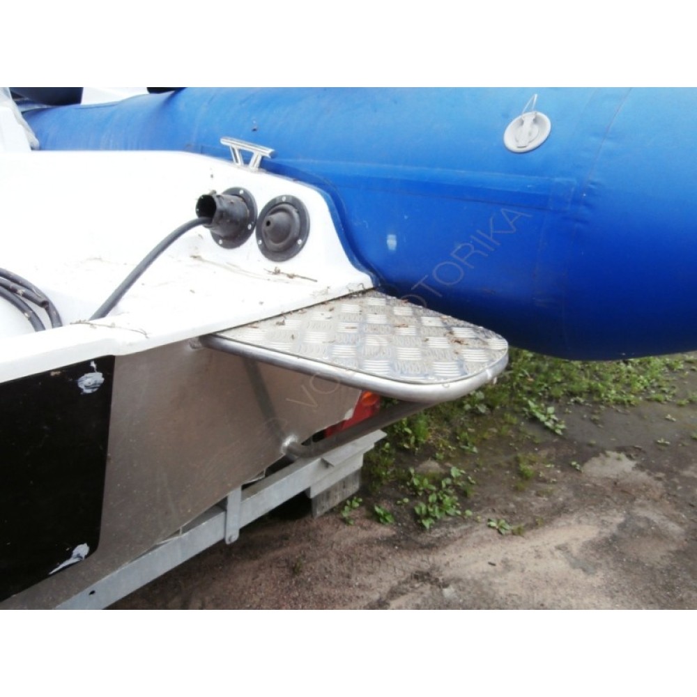 Лодка надувная Skyboat SB 520RА +(бак 42л)