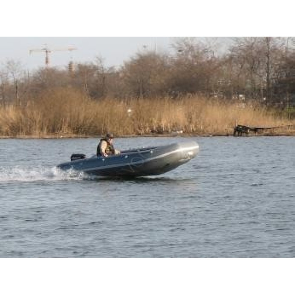 Надувная лодка Флагман 450