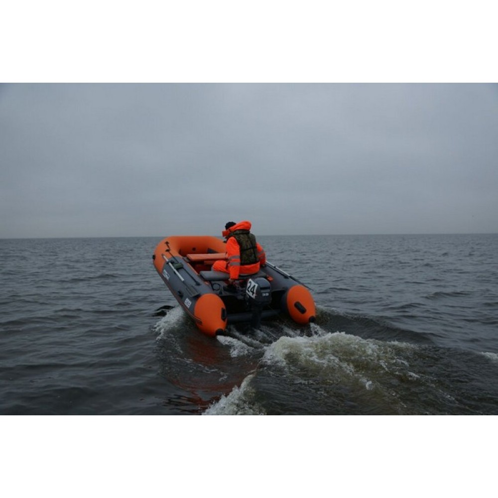 Надувная лодка Boatsman BT380A (камуфляж)