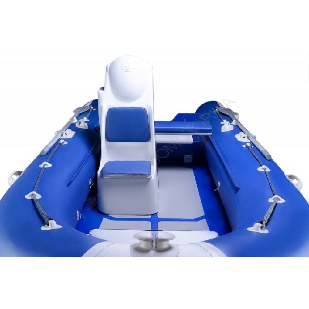 Жестко-надувная лодка Адмирал RIB 410 (с консолью)