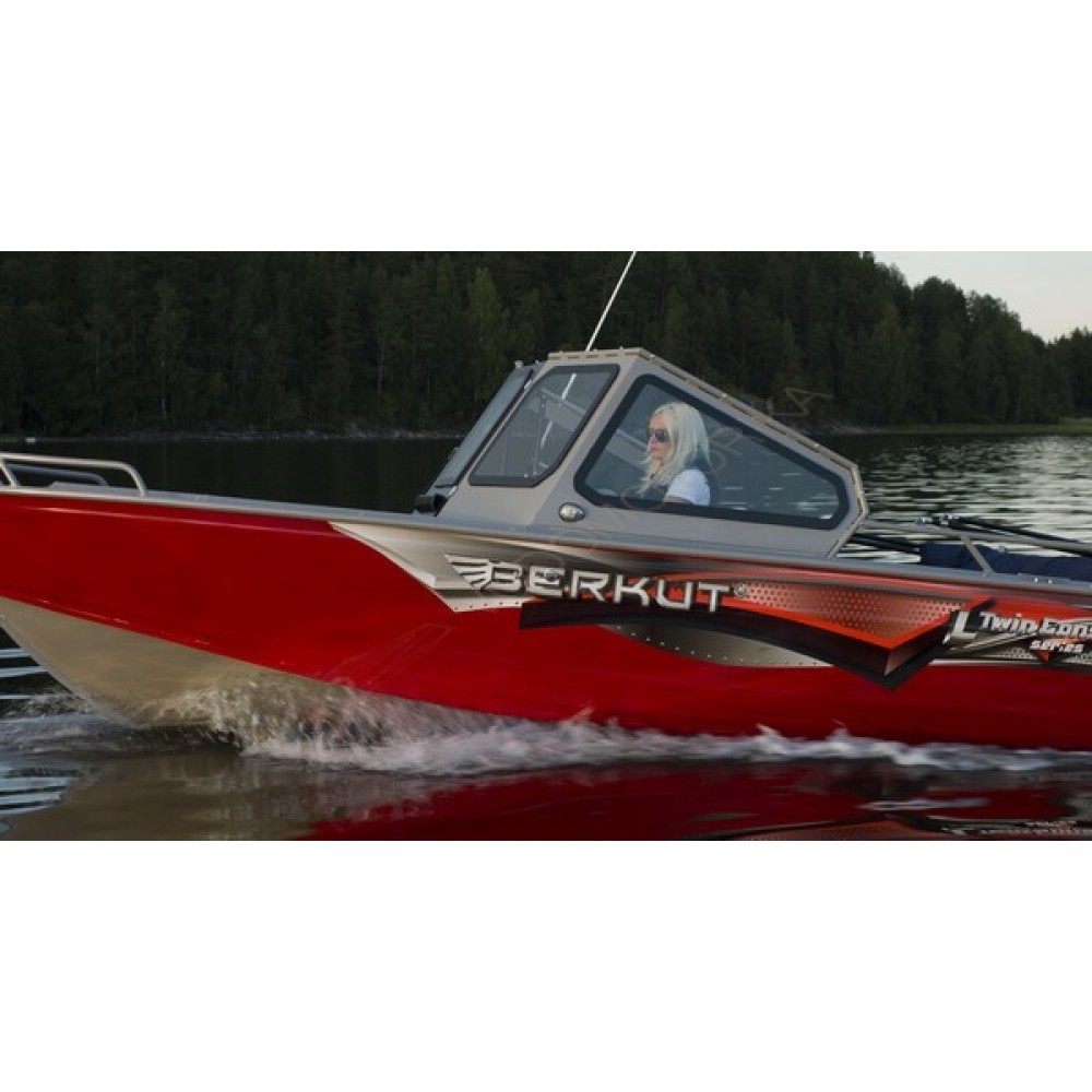 Катер Berkut L-TwinConsole (Standart)